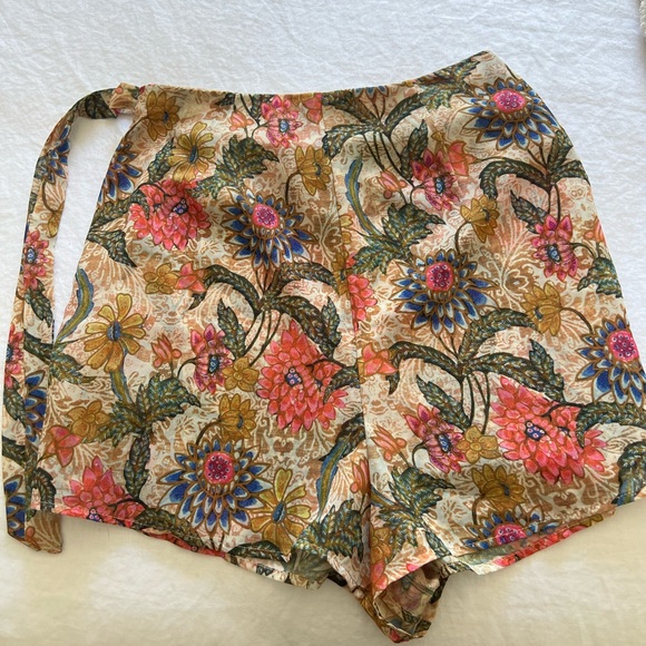 Show Me Your MuMu Floral Wrap Skort - Picture 3 of 5